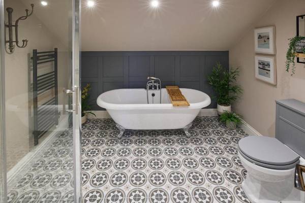 Host & Stay - The Green Door