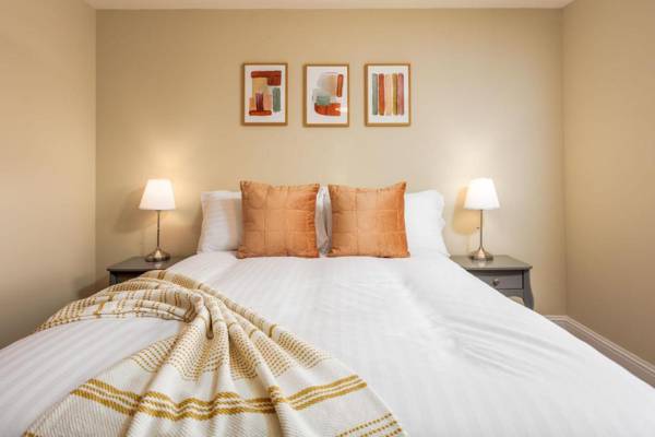 Old Prestwick View - Donnini Apartments