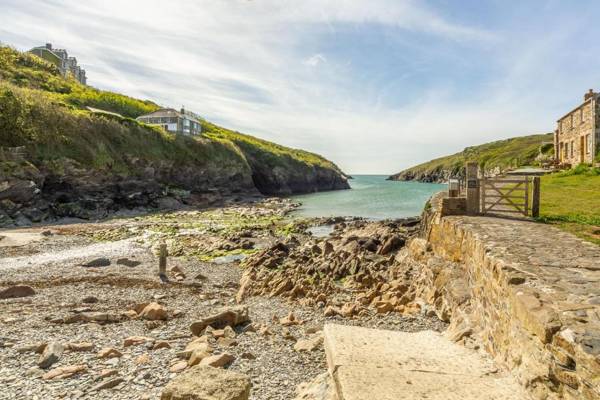 No.2 The Fish Cellars