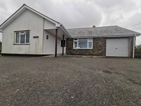 Lower Bodannon farm cottages - Nr Port Isaac