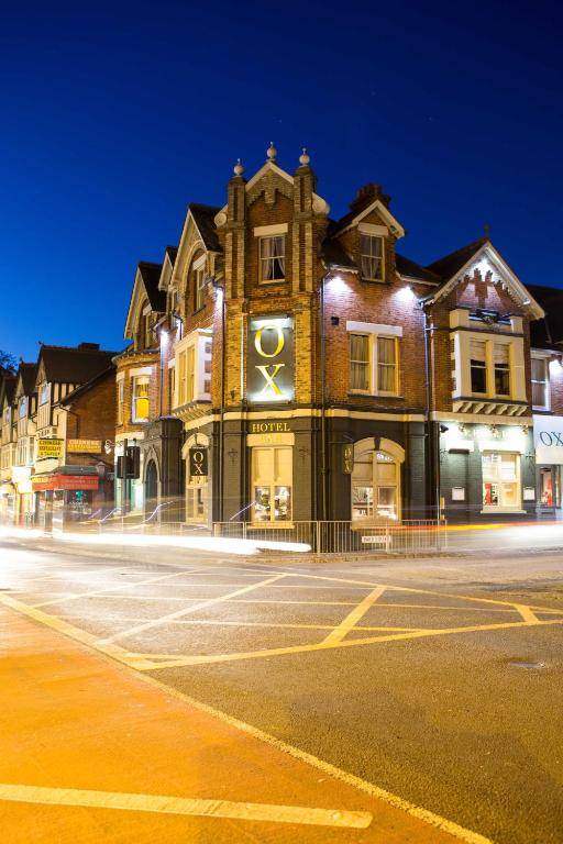 OX Hotel Bar & Grill