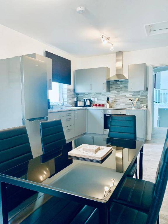 Ocean Holiday Apartments