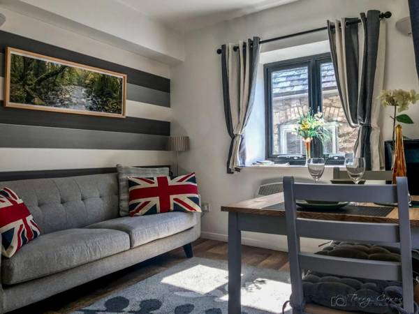 1 Bed- The Lookout by Pureserviced