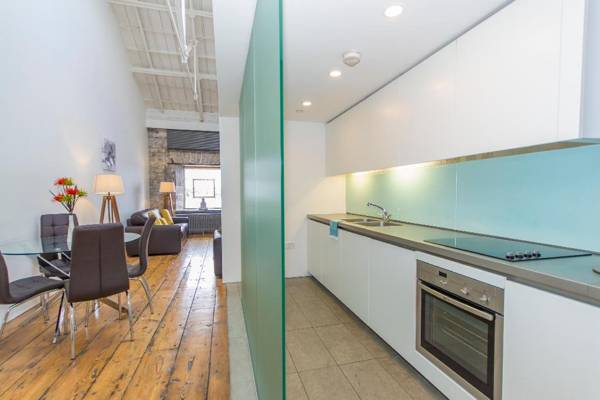 2 Bed- PureServiced Royal William Yard