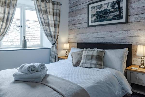 1 Bed- The Rooftops by Pureserviced