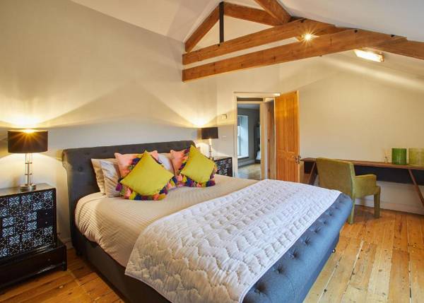 Host & Stay - The Old Pottery House