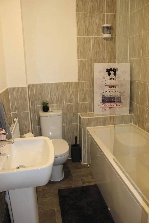 Lovely 1-Bed House in Peterborough