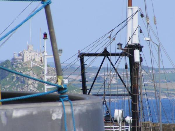 Sail Loft Modern Apartment with Character Features