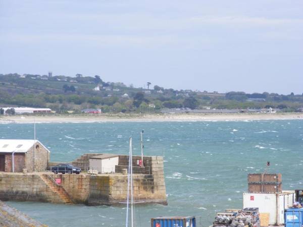 Rum Store - Cosy Family Hideaway Penzance Harbour