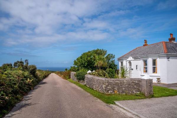 Western Watch - Sea Views Pets Accepted Sleeps 6