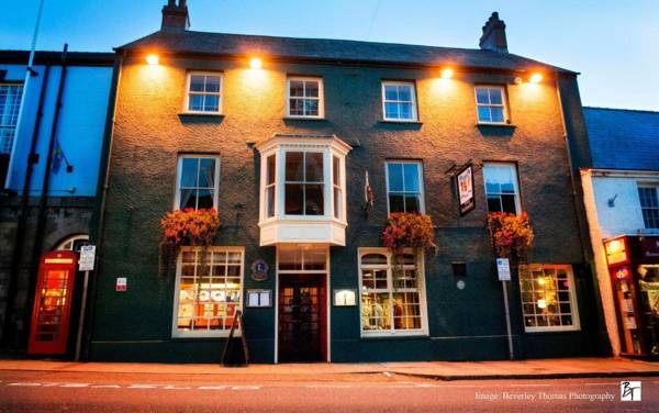 Old Kings Arms Hotel