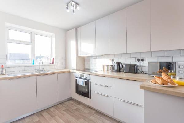 Wren Suite Apt 2 Bed 1st Floor Apt close to Oxford Business & Science Parks