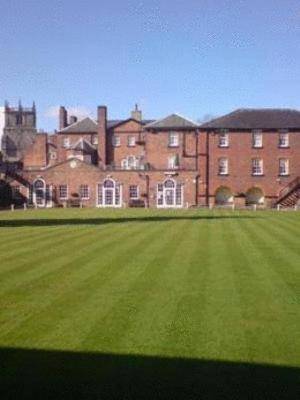 The Wynnstay Hotel & Spa Oswestry Shropshire