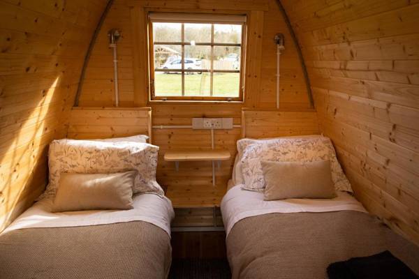 Cosy Pod-Cabin near beautiful landscape in Omagh