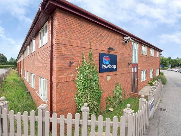 Travelodge Northampton Wootton