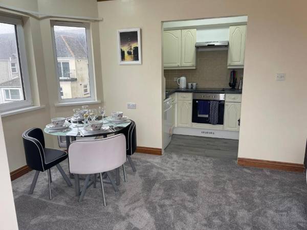 Eton Court Apartments