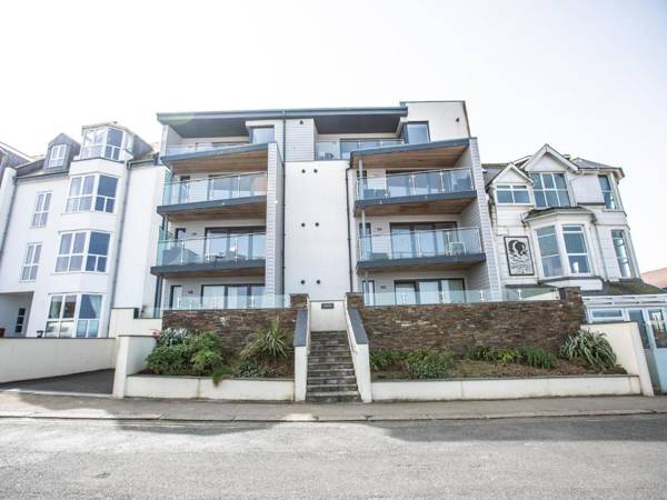 Newquay Towan Beach View