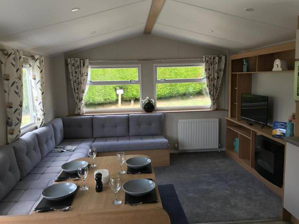 Exclusive Caravan @ Newquay Cornwall UK