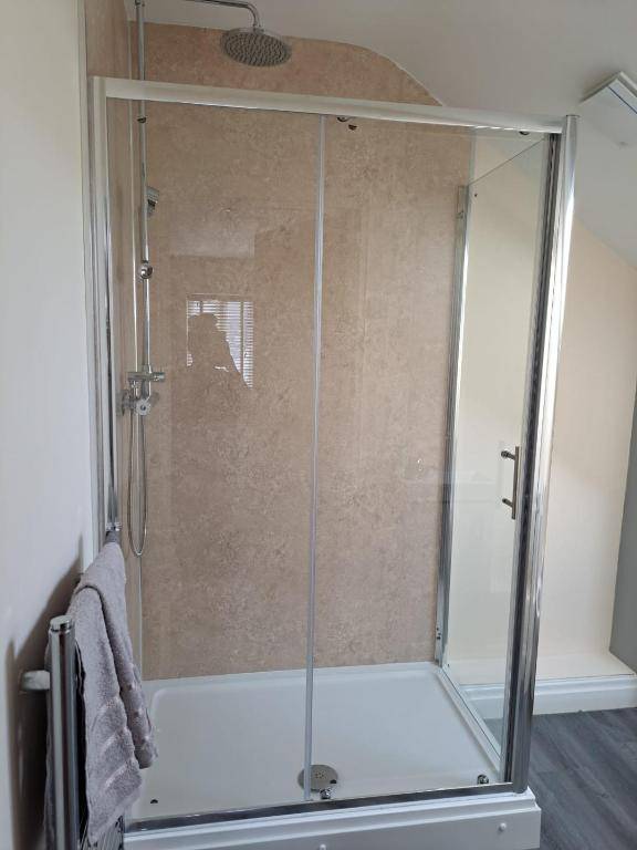 Lovely 1-Bed Loft in Newport