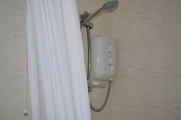 Central Apartment 3B