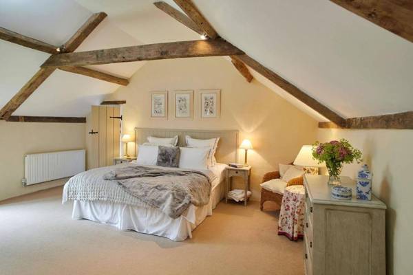 Banningham Coach House