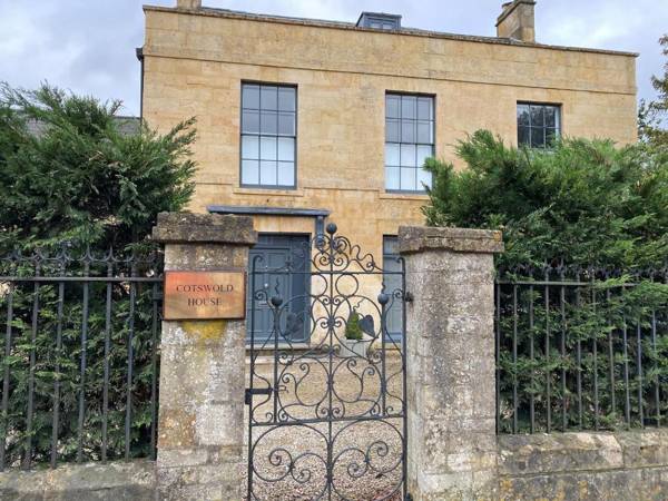 Cotswold House MORETON IN MARSH