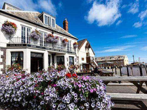 The Old Ship Aground