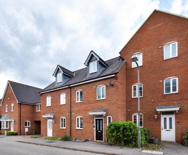 Brightleap Apartments - Hopton House