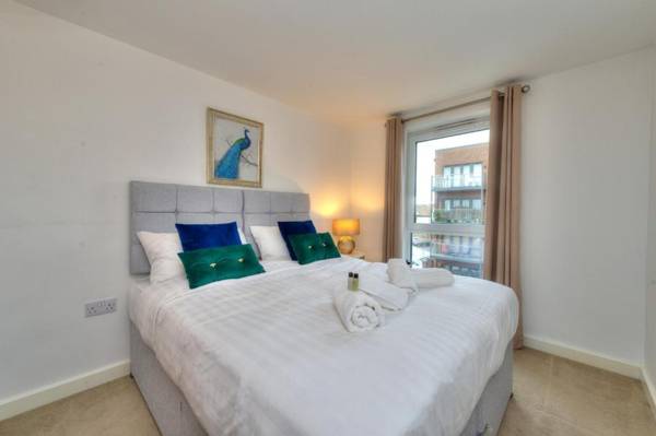 Executive Oakgrove Apartment by PAY AS U STAY