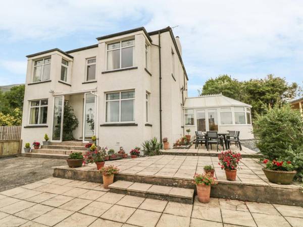 Hickory House Millom