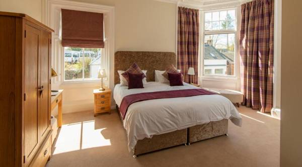 Dryburgh Arms Pub with Rooms