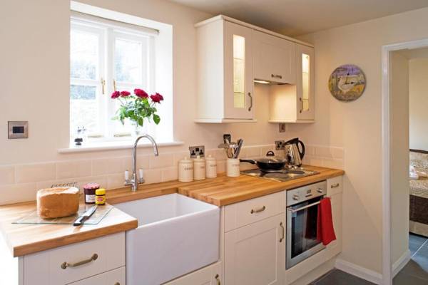 Morton House 4brm and Stable Block 3brm in Masham - Grade 2 listed