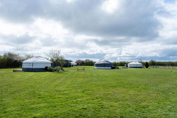 Lincoln Yurts