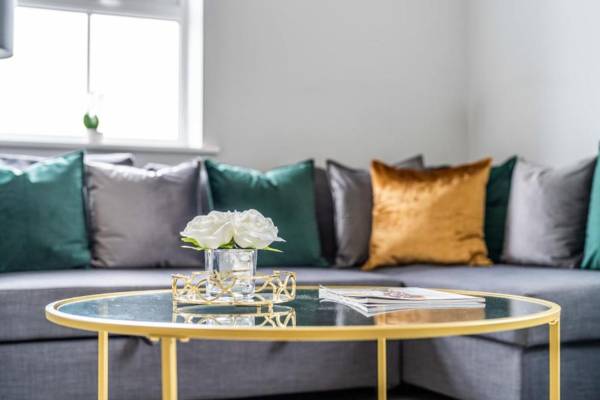 Super Luxe Central Maidenhead Apartment