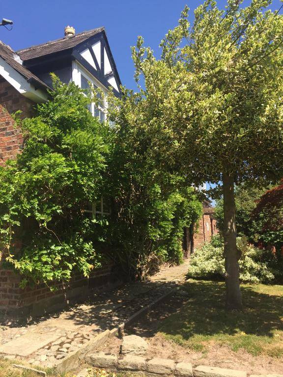 Rylands Farm Guest House