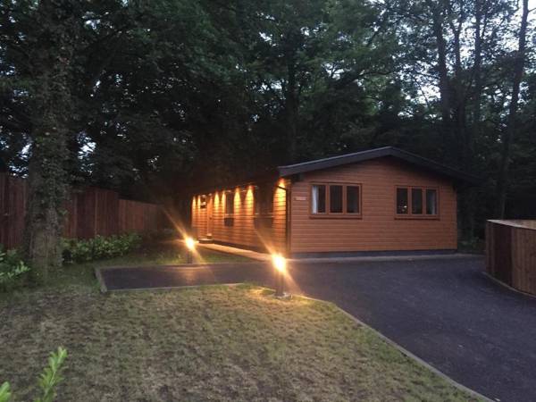 Shellow Lane Lodges