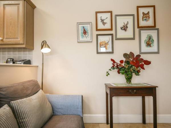 West Lodge SALISBURY