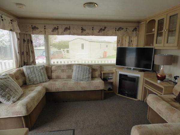 Springs 54 at Southview Leisure Park