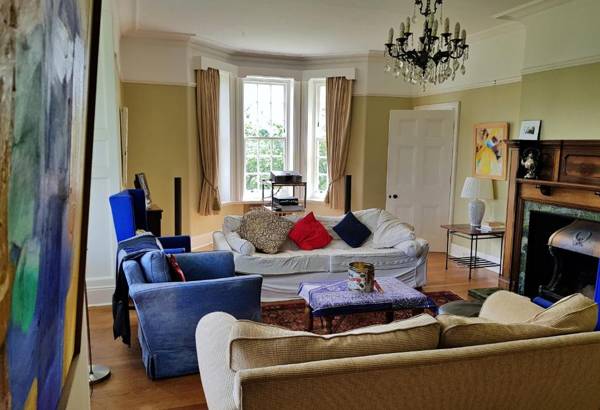 Edwardian Country House - 9 Bed Sleeping up to 21