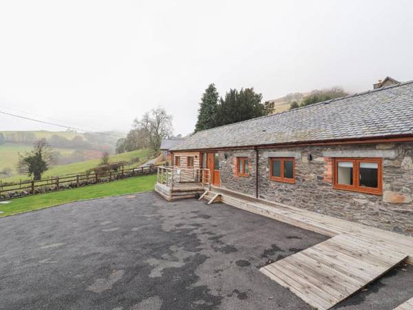 Rhianwen Plas Moelfre Hall Barns Oswestry