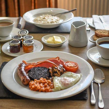 Llety Brynawel Guest House