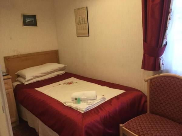 THE TREVONE Llandudno