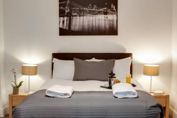 Base Serviced Apartments - Cumberland Street