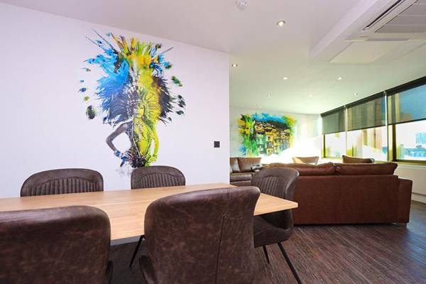 The Bling Hotel by UStay Aparthotels