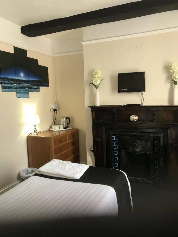 The Black Swan Inn B & B