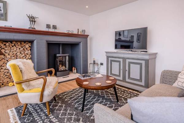 One The Old School Leiston