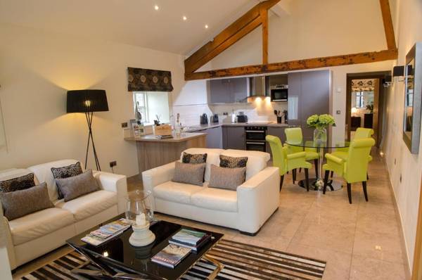 Contemporary Barn Conversion in Stunning Setting