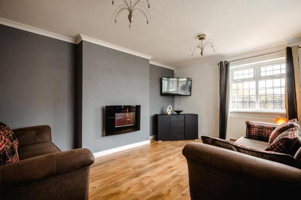 Platform West Hull House