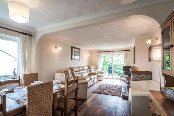 Santa Rosa - 4 Bedroom Holiday Home - Pentlepoir