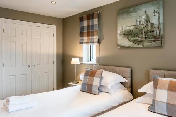 Carus Green Golf Club Townhouse